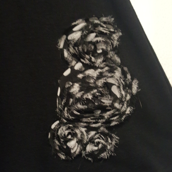 Flirty Black Knit Skirt - Picture 2 of 4